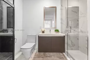 851 NE 1st, Miami, FL 33132 - Photo 18