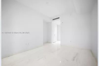 300 Biscayne Blvd #3509, Miami, FL 33131 - Photo 28