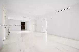 300 Biscayne Blvd, Miami, FL 33131 - Photo 30