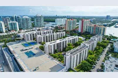 16919 N Bay #521, Sunny Isles Beach, FL 33160 - Photo 32
