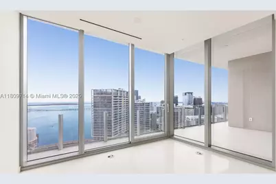 300 Biscayne Blvd #5205W, Miami, FL 33131 - Photo 22