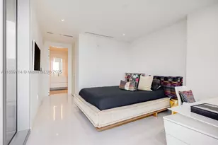 300 Biscayne Blvd, Miami, FL 33131 - Photo 20