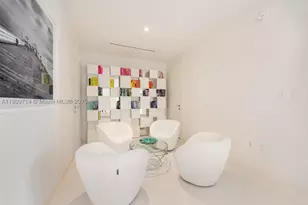 300 Biscayne Blvd, Miami, FL 33131 - Photo 10