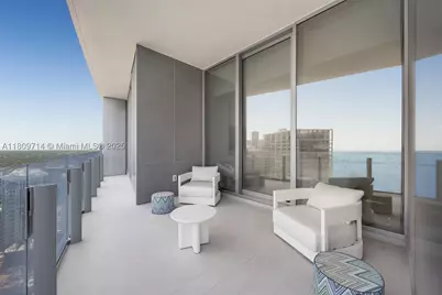 300 Biscayne Blvd #5205W, Miami, FL 33131 - Photo 26