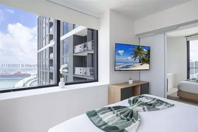 159 NE 6th #3001, Miami, FL 33132 - Photo 16