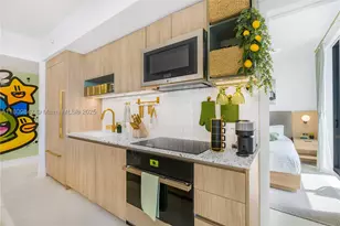 159 NE 6th, Miami, FL 33132 - Photo 4