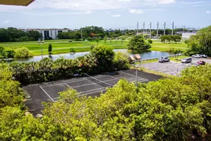 9110 Fontainebleau, Miami, FL 33172 - Photo 34