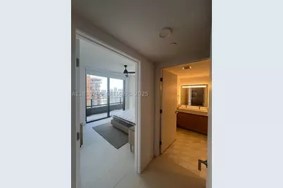 159 NE 6th #3205, Miami, FL 33132 - Photo 10