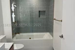 159 NE 6th, Miami, FL 33132 - Photo 18