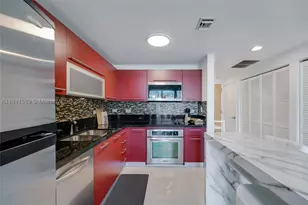 244 Biscayne, Miami, FL 33132 - Photo 2