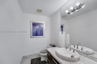 244 Biscayne #644, Miami, FL 33132 - Photo 8