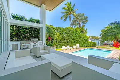 420 Island, Key Biscayne, FL 33149 - Photo 56