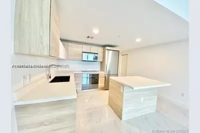 16385 Biscayne #702, North Miami Beach, FL 33160 - Photo 12