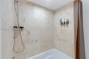 41 SE 5th, Miami, FL 33131 - Photo 20