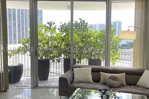 1750 N Bayshore, Miami, FL 33132 - Photo 10