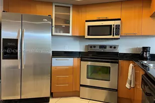 1750 N Bayshore, Miami, FL 33132 - Photo 4