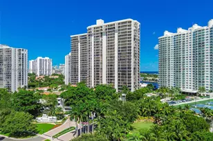 20281 E Country Club, Aventura, FL 33180 - Photo 2