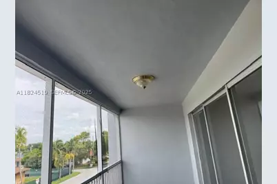 215 SE 3rd #307B, Hallandale Beach, FL 33009 - Photo 30