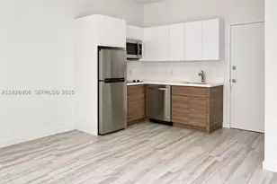 1560 Meridian, Miami Beach, FL 33139 - Photo 2