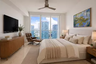 31 SE 5th, Miami, FL 33131 - Photo 8