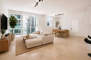 31 SE 5th, Miami, FL 33131 - Photo 4
