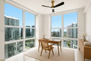 31 SE 5th, Miami, FL 33131 - Photo 16