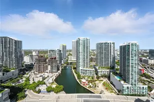 31 SE 5th, Miami, FL 33131 - Photo 1