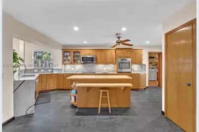 2108 NE 24th, Wilton Manors, FL 33305 - Photo 6