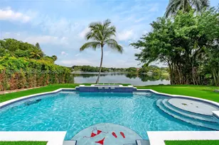 7101 E Troon, Miami Lakes, FL 33014 - Photo 4