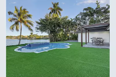 7101 E Troon, Miami Lakes, FL 33014 - Photo 6