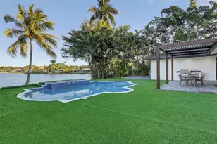 7101 E Troon, Miami Lakes, FL 33014 - Photo 6