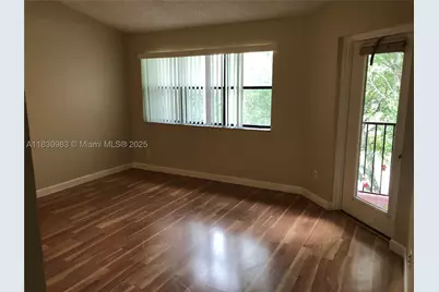 620 S Park #33-2, Hollywood, FL 33021 - Photo 6