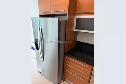 244 Biscayne #908, Miami, FL 33132 - Photo 4