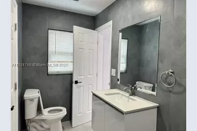42 SE 10th, Dania Beach, FL 33004 - Photo 28