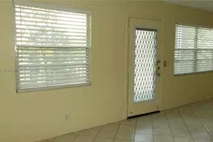 13550 SW 6th, Pembroke Pines, FL 33027 - Photo 10