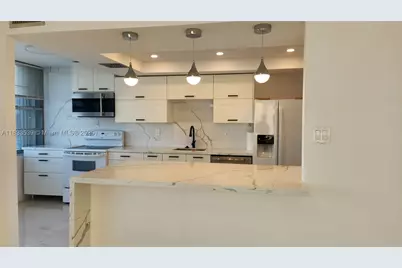 18051 Biscayne #1705, Aventura, FL 33160 - Photo 4