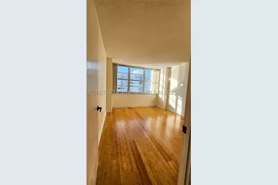 18051 Biscayne #1705, Aventura, FL 33160 - Photo 26