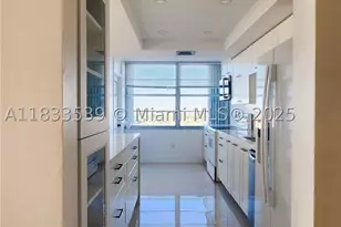 18051 Biscayne, Aventura, FL 33160 - Photo 10