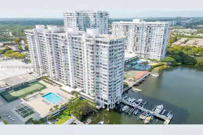 18051 Biscayne #1705, Aventura, FL 33160 - Photo 34