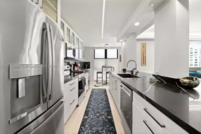 9 Island #406, Miami Beach, FL 33139 - Photo 10