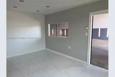 3771 NW 51st #3771-B, Hialeah, FL 33142 - Photo 4