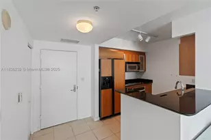 335 S Biscayne, Miami, FL 33131 - Photo 14