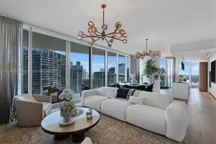 300 Biscayne Blvd, Miami, FL 33131 - Photo 10
