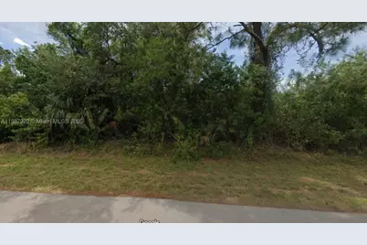 146 Genoa Ave S, Lehigh Acres, FL 33974 - Photo 2