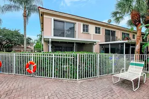 9715 NW 23rd, Pembroke Pines, FL 33024 - Photo 22