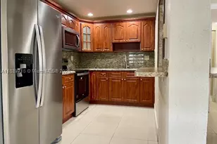 330 W 40th, Hialeah, FL 33012 - Photo 8