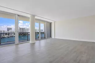 900 Bay, Miami Beach, FL 33141 - Photo 18