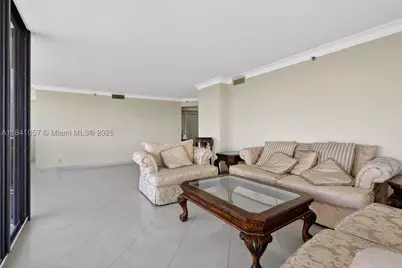 20185 E Country Club #1405/1406, Aventura, FL 33180 - Photo 28