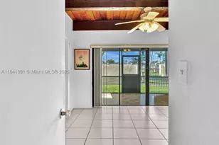 19200 NE 25th, Miami, FL 33180 - Photo 30