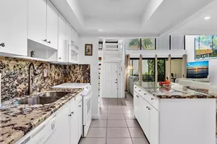 19200 NE 25th, Miami, FL 33180 - Photo 22